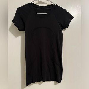 Lululemon swifty tech shirt